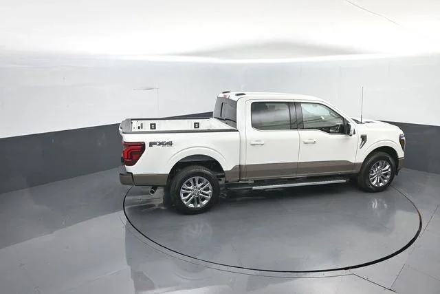 New 2026 Star White Metallic Tri-Coat Ford King Ranch® image 30