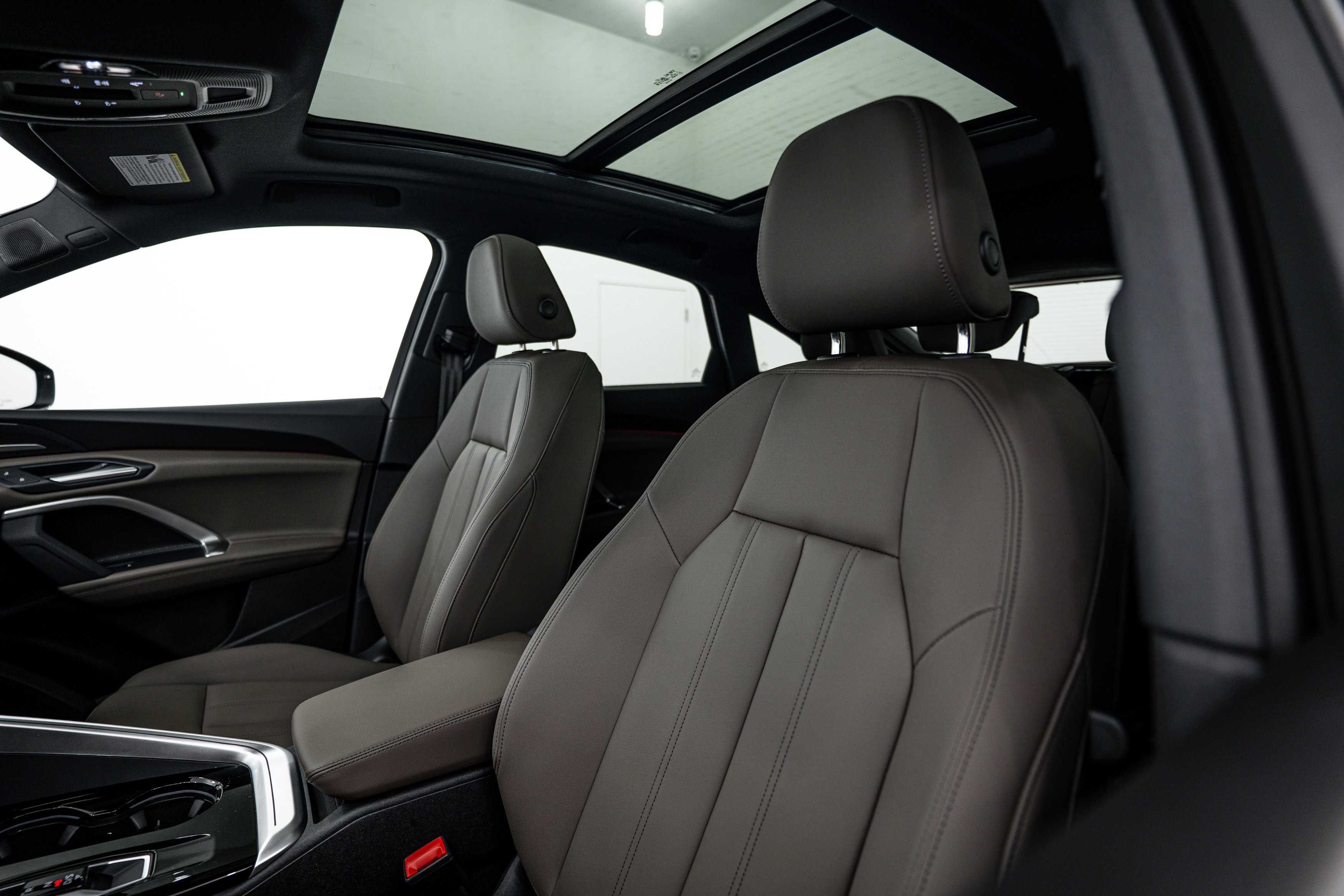 New 2026 Daytona Gray Audi Premium Plus image 16