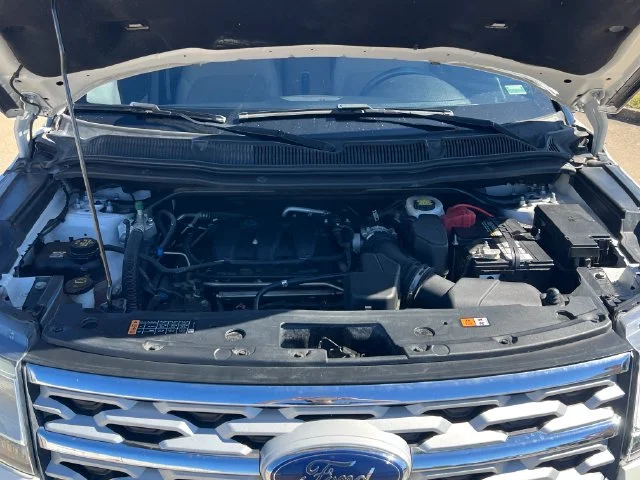 Used 2018 White Ford XLT image 12