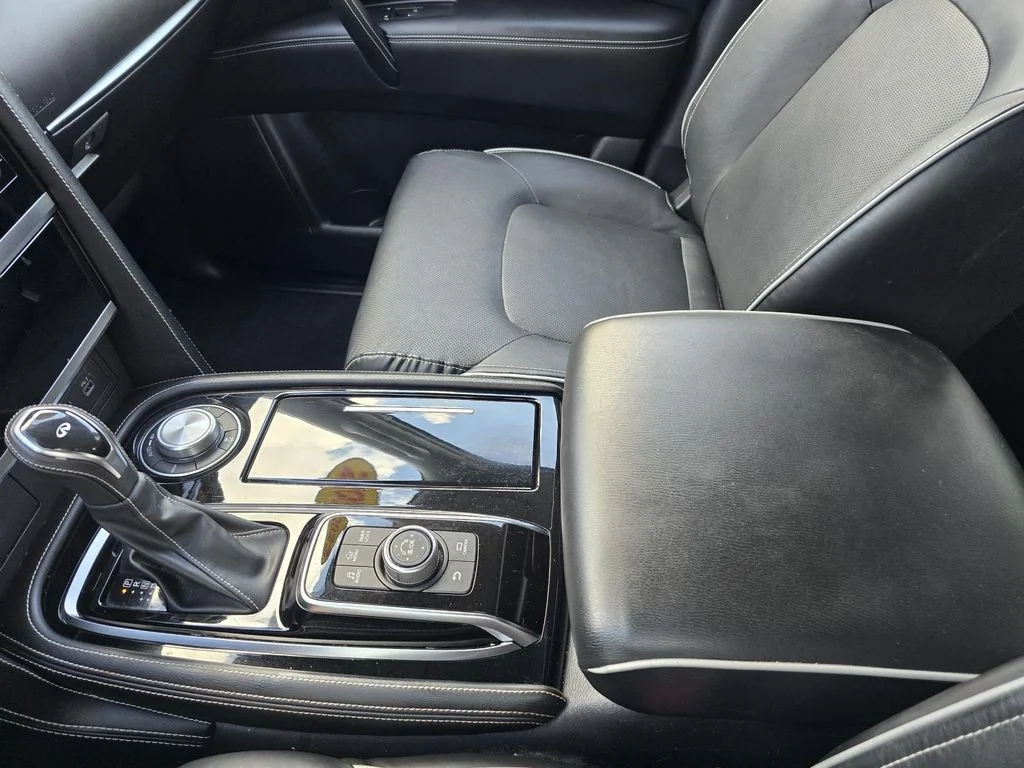 Used 2023 Gray INFINITI PREMIUM SELECT AWD image 17