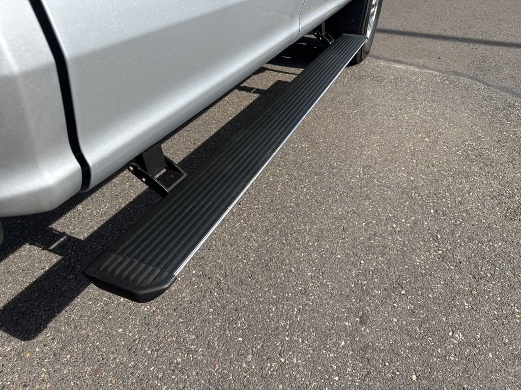 Used 2019 Silver Ford Platinum image 13