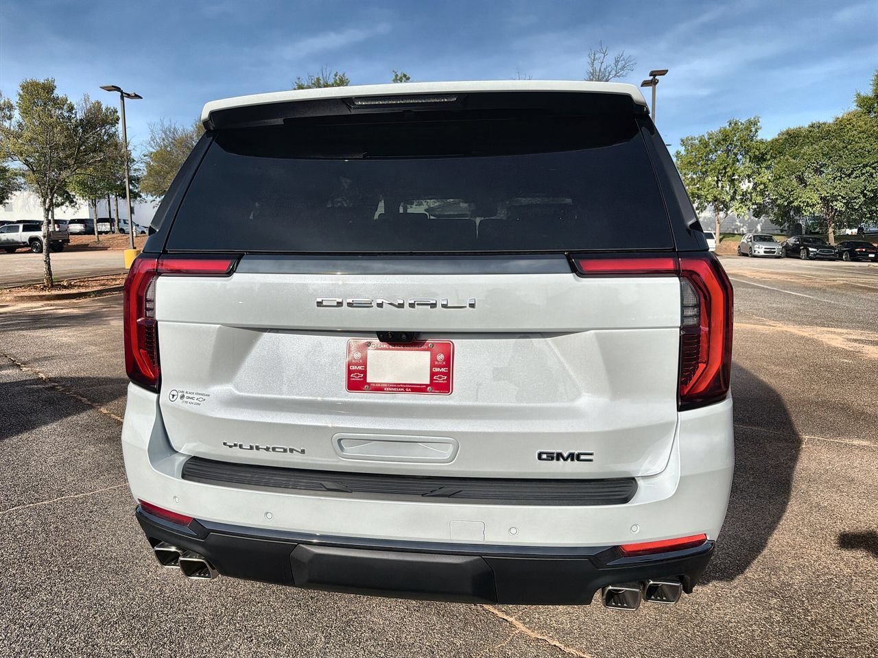 2026 GMC Yukon Denali Ultimate - Photo 7