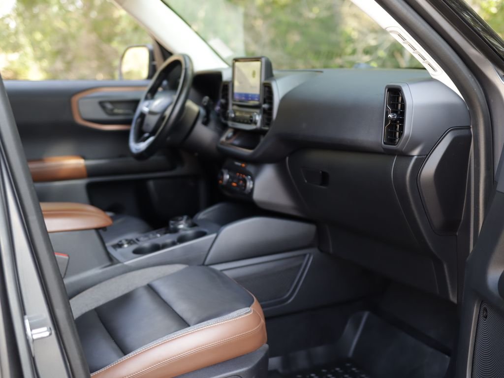 Used 2022 Gray Ford Outer Banks image 31
