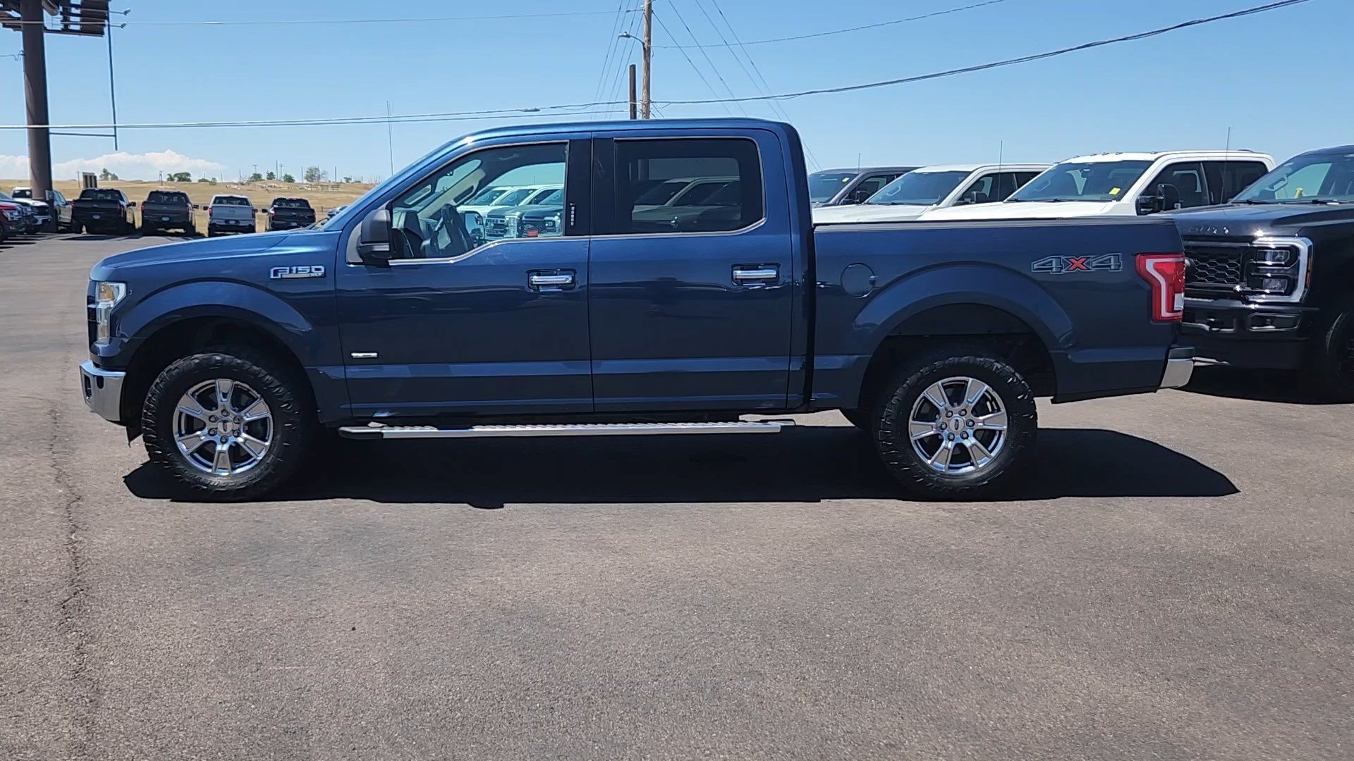Used 2016 Blue Ford XLT image 2