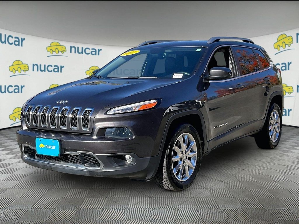 Used 2017 Gray Jeep Limited image 3