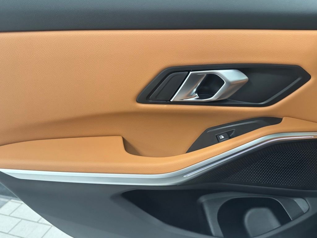 New 2026 Black Sapphire Metallic BMW 330i xDrive image 20