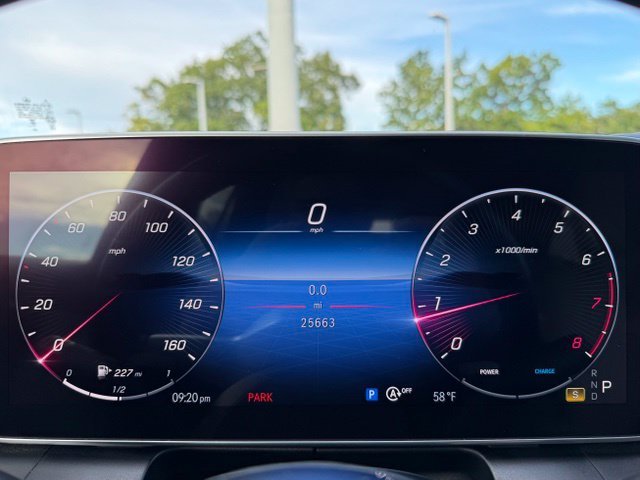 Certified Used 2024  Mercedes-Benz GLC 300 image 19