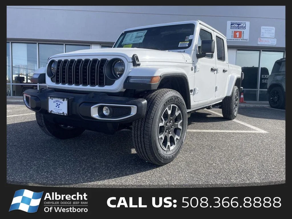 2026 Jeep Gladiator Sahara Auto's photo