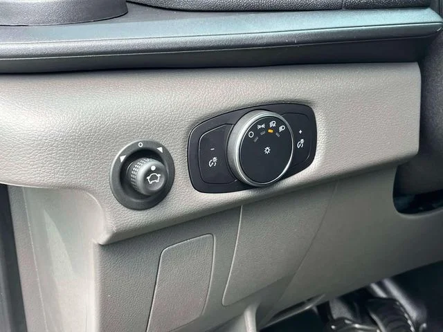 New 2027 White Ford HR PASS XL AWD image 26