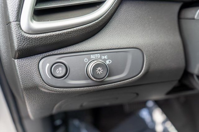 Used 2019 Silver Chevrolet LT image 21