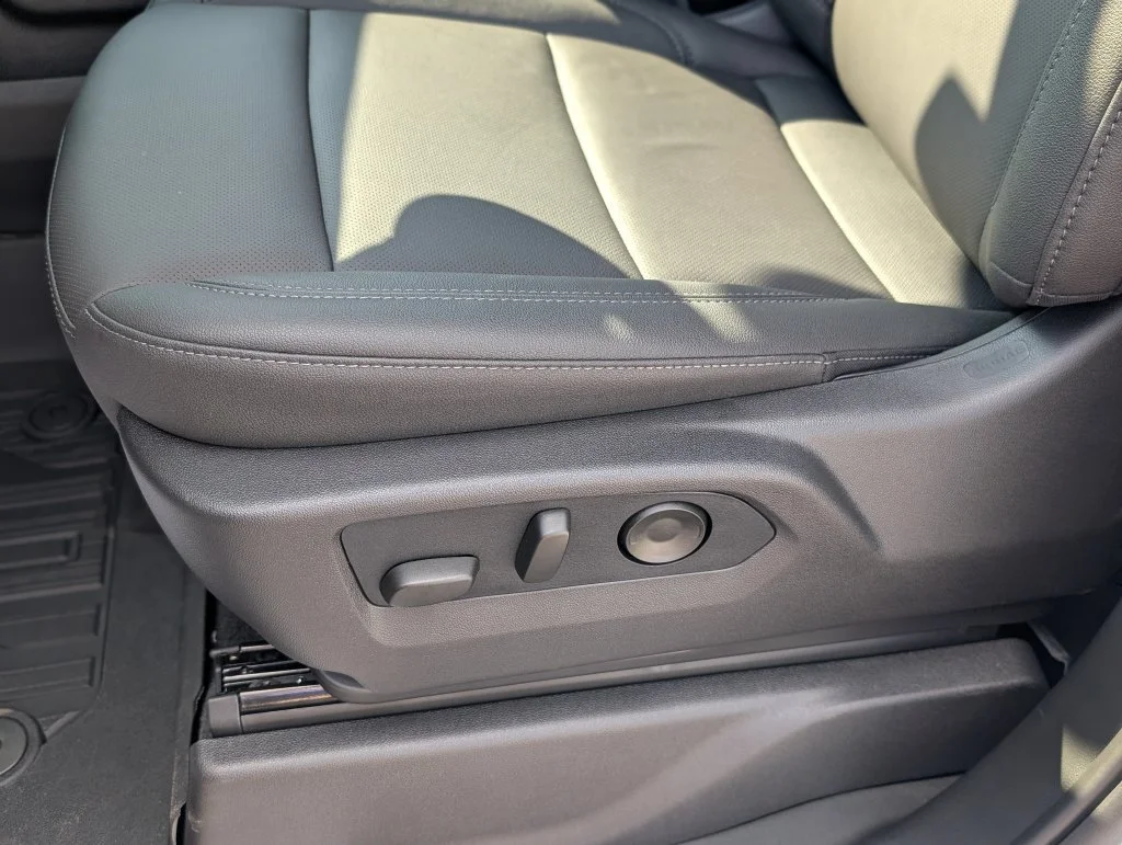 2026 GMC Sierra 1500 SLT - Photo 33