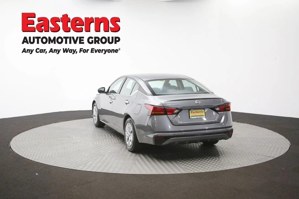Used 2023 Gray Nissan 2.5 S image 59