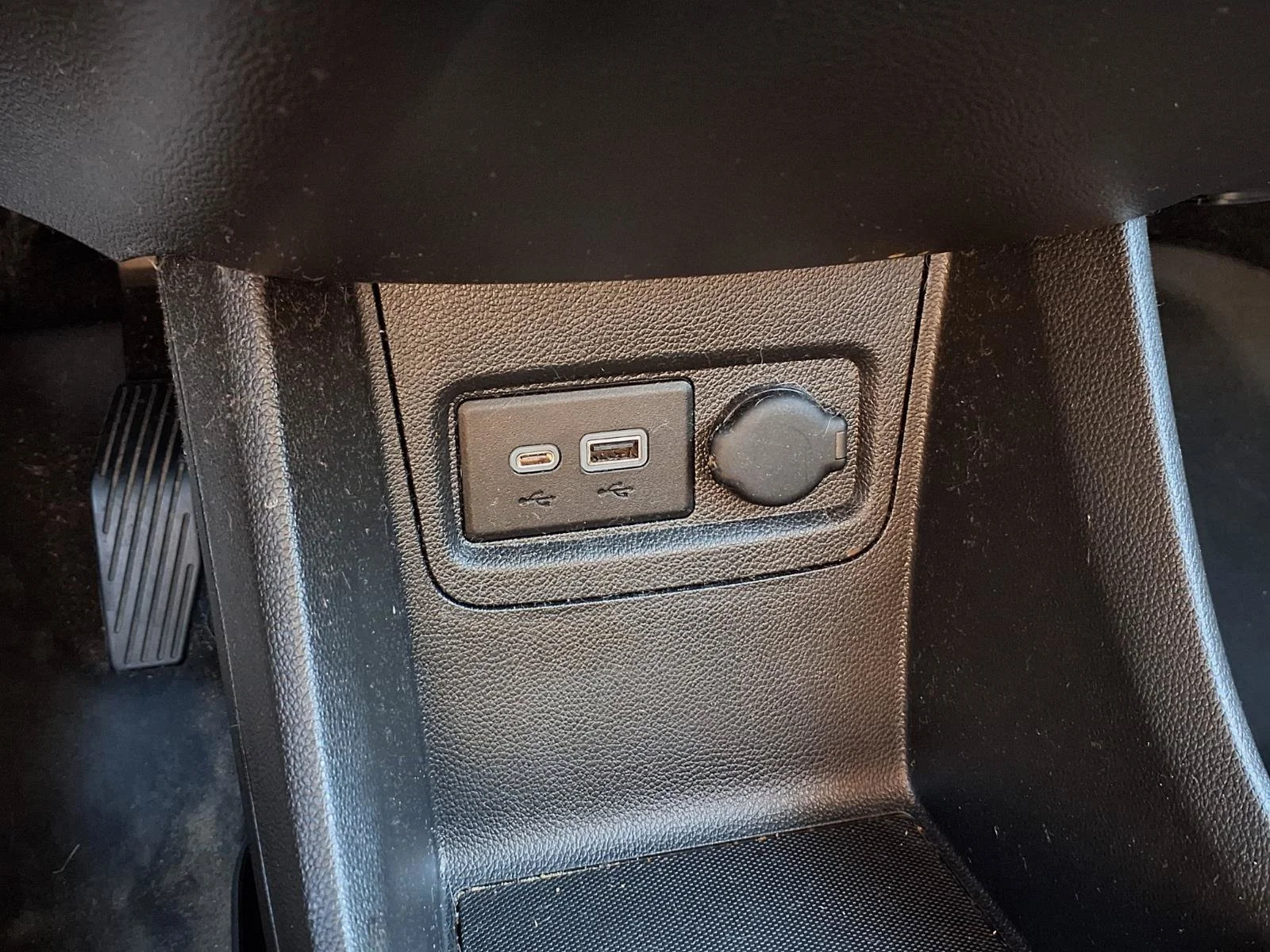 Used 2021 Silver Ice Chevrolet 1LT image 11