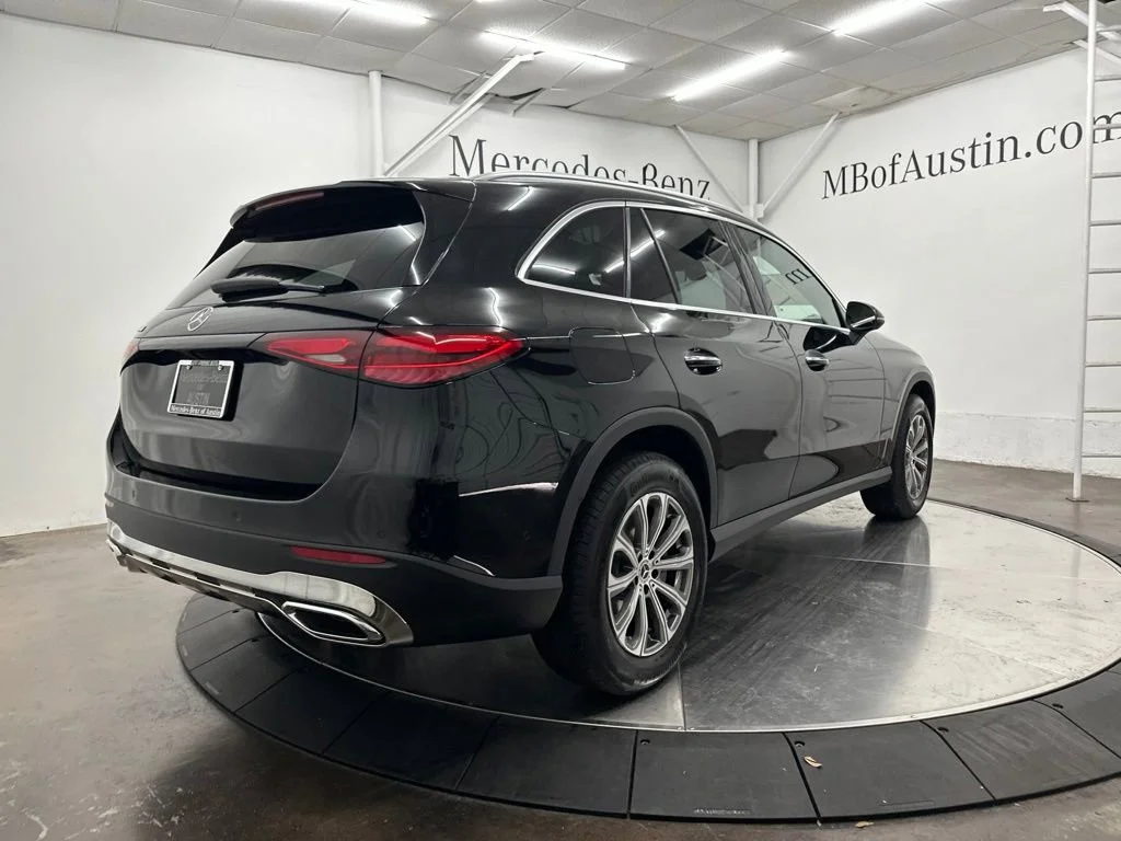 New 2026 Black Mercedes-Benz GLC 300 image 7