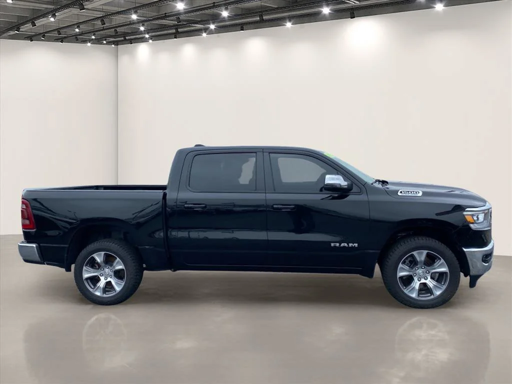 Used 2023 Diamond Black Crystal Pearlcoat Ram Laramie image 8