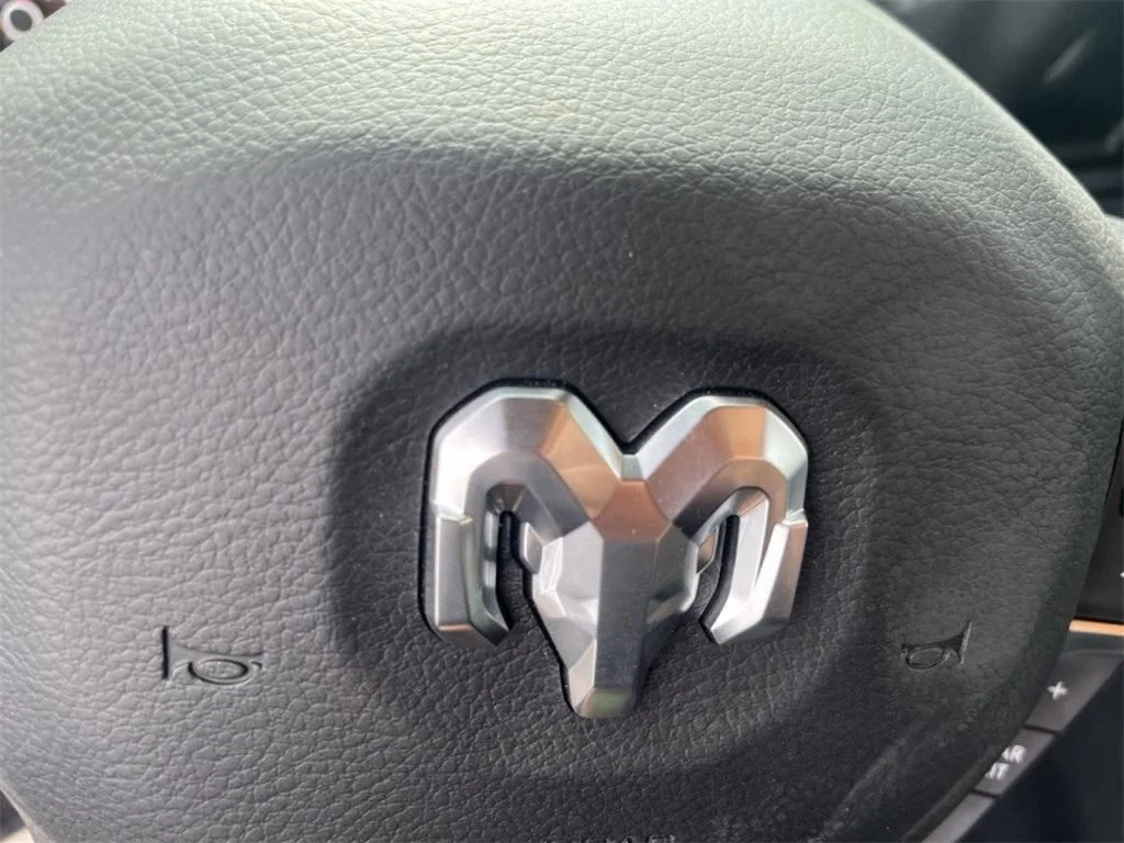 2025 RAM 2500 Tradesman - Photo 16