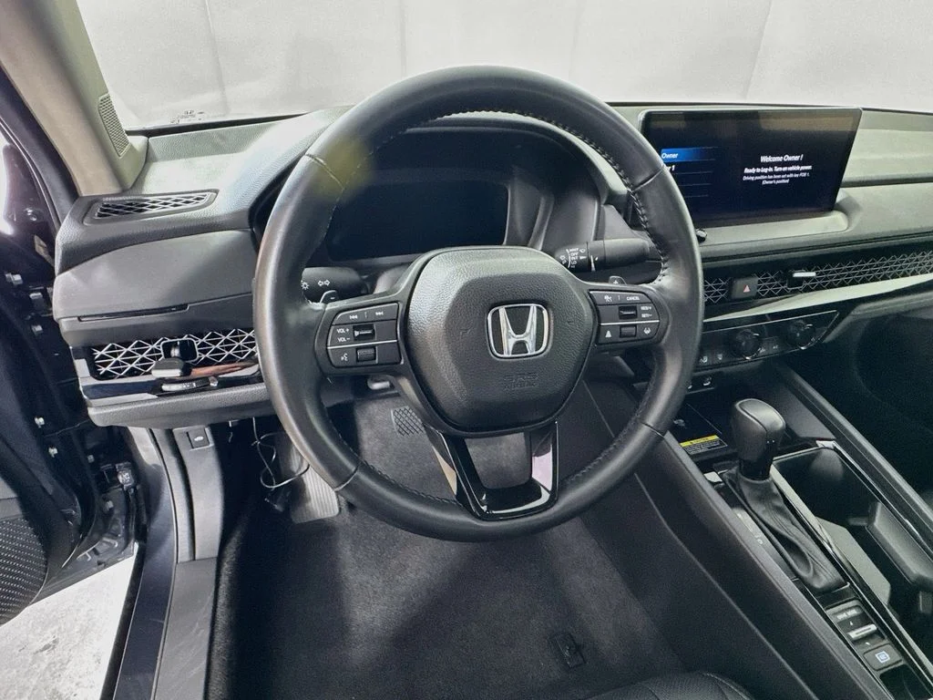 Used 2025 Gray Honda EX-L image 12