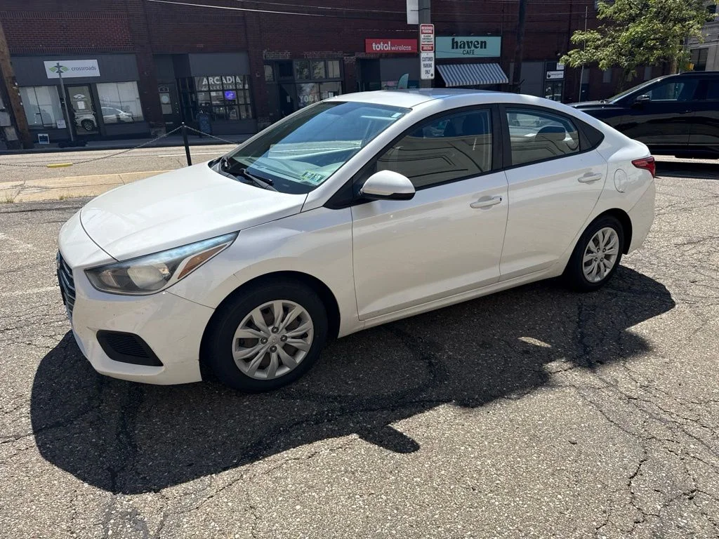 Used 2019 White Hyundai SE image 2