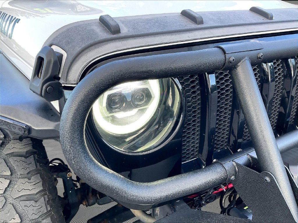Used 2021 Bright White Clearcoat Jeep Unlimited Willys image 28