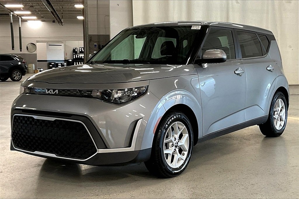 2023 KIA SOUL - Image 11