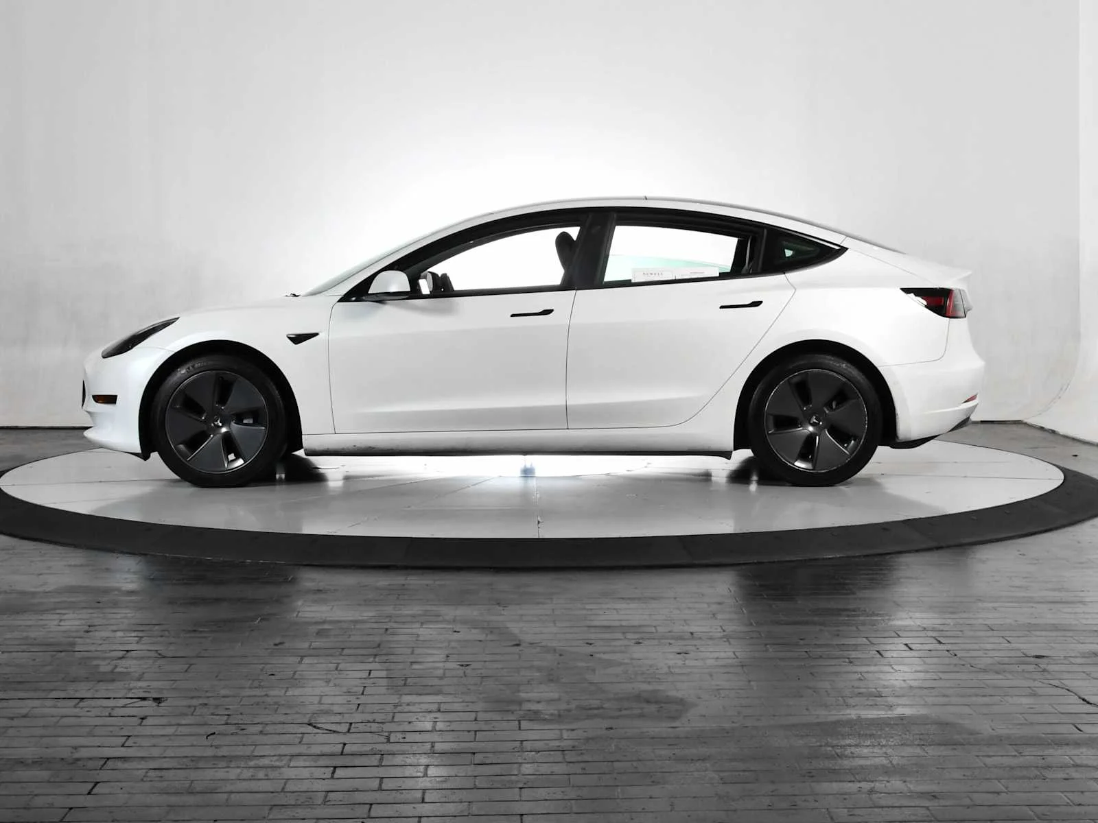 Used 2022 Tesla Model 3 Long Range with VIN 5YJ3E1EB1NF316045 for sale in Dallas, TX