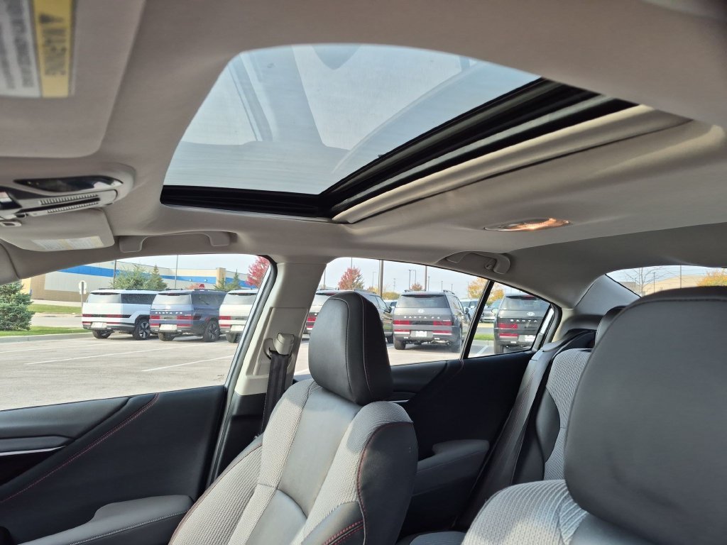 Used 2021 Silver Subaru 2.5i Sport image 12