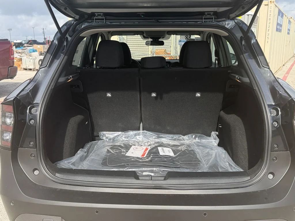 New 2026 Gray Nissan S image 19