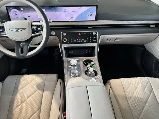 Used 2025 Silver Genesis 3.5T Prestige image 11