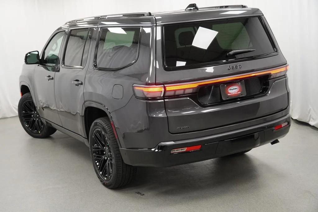 New 2026 Baltic Gray Metallic Clearcoat Jeep Limited Reserve image 11