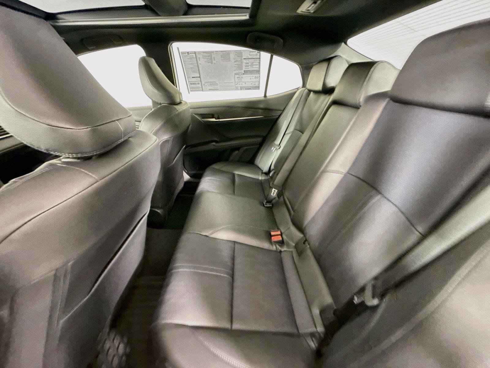 New 2026 Ocean Gem w/Midnight Black Metallic Roof Toyota XSE image 33