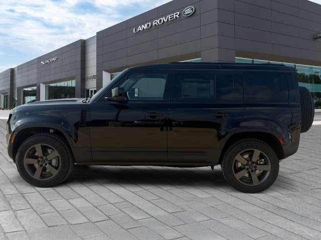 New 2026 Santorini Black Land Rover S image 2