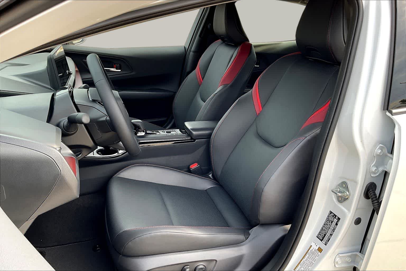 New 2026 Wind Chill Pearl Toyota XSE Premium image 9