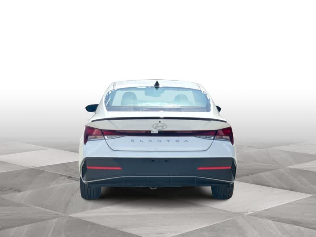 2026 Hyundai Elantra SEL Sport - Photo 7