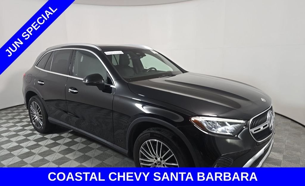 2025 Mercedes-Benz GLC GLC 300's photo