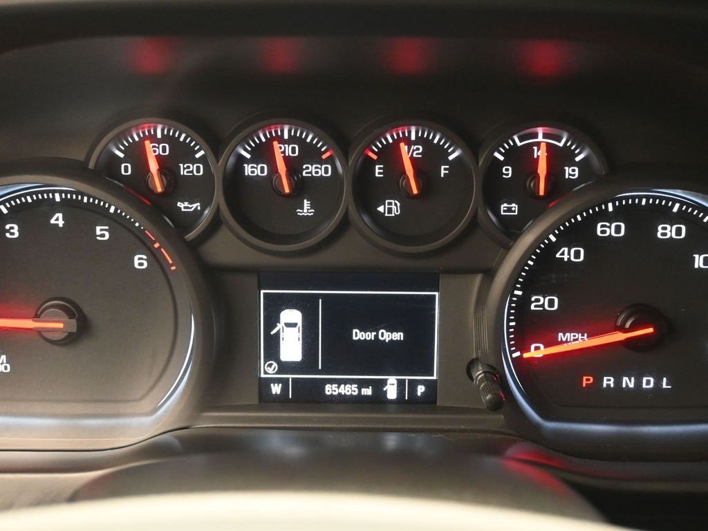 2020 Chevrolet Silverado 1500 Custom photo 3