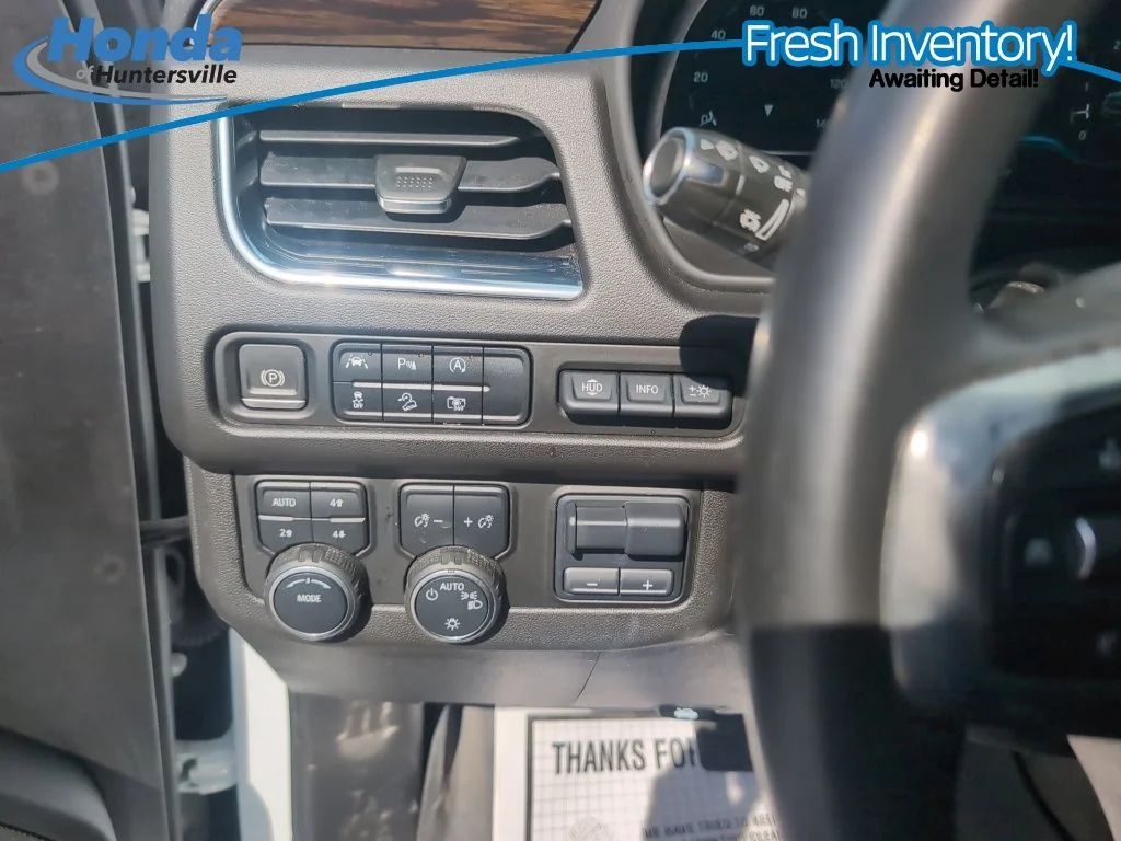 Used 2023 Summit White Chevrolet Premier image 31