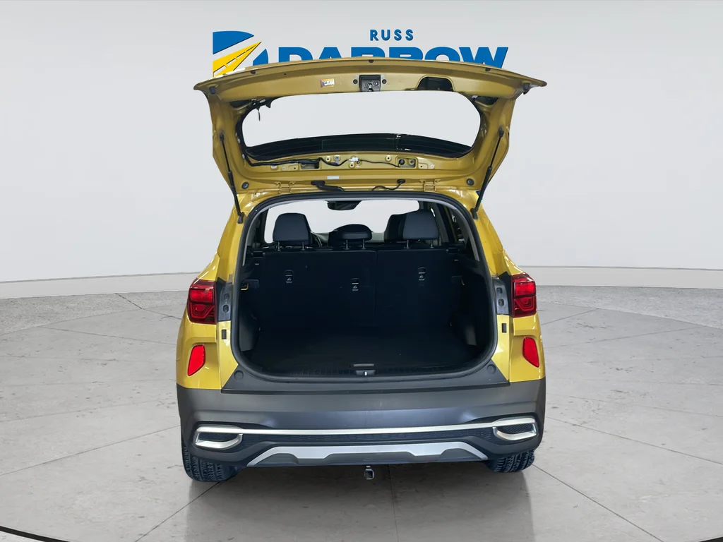 Used 2021 Yellow Kia SX image 31