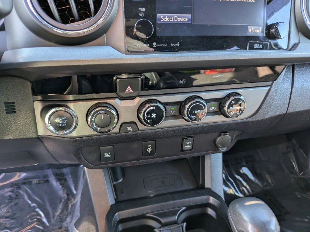 Used 2018 Silver Toyota TRD Off-Road image 23