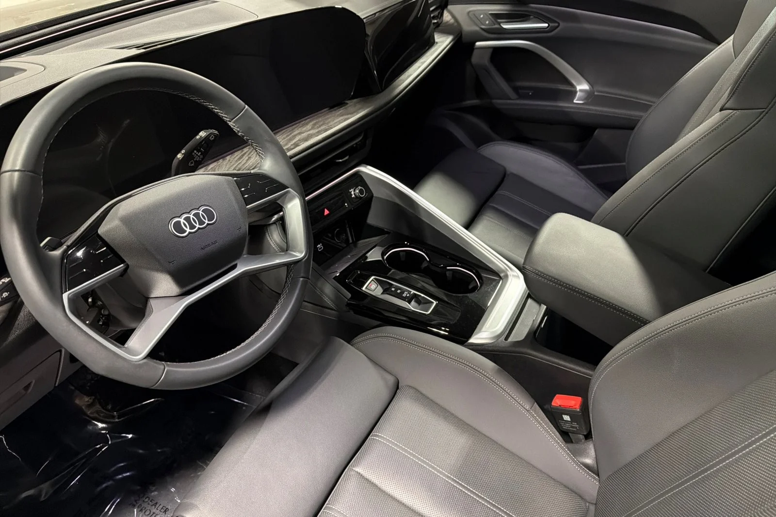 Used 2025 Tambora Gray Metallic Audi Premium Plus 2.0 TFSI quattro image 9