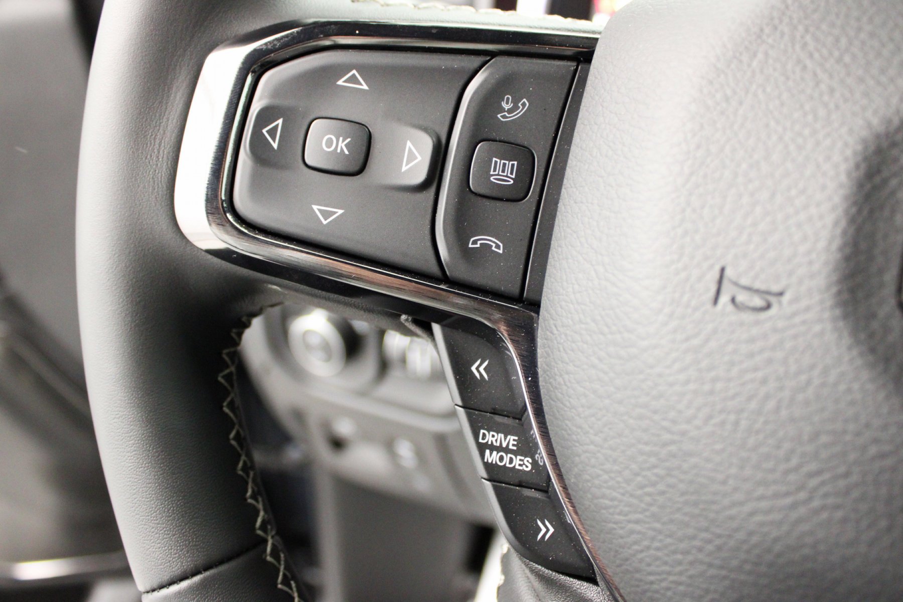 2026 RAM 1500 Limited - Photo 35