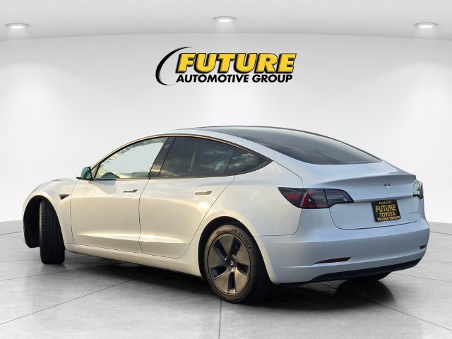 Used 2021 White Tesla Long Range image 6