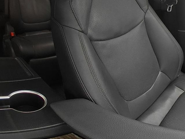 Used 2025 Gray Toyota Platinum image 36
