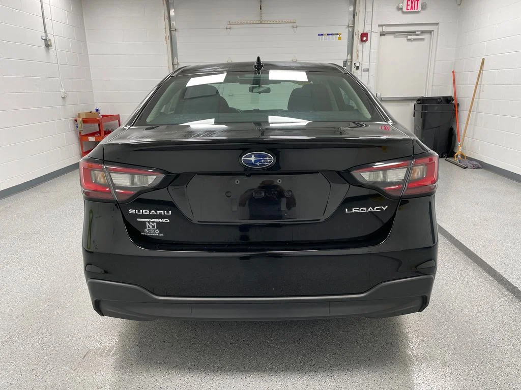 Used 2025 Crystal Black Silica Subaru Premium image 10