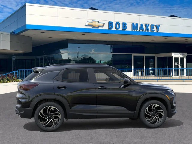 New 2026 Mosaic Black Metallic Chevrolet RS image 5
