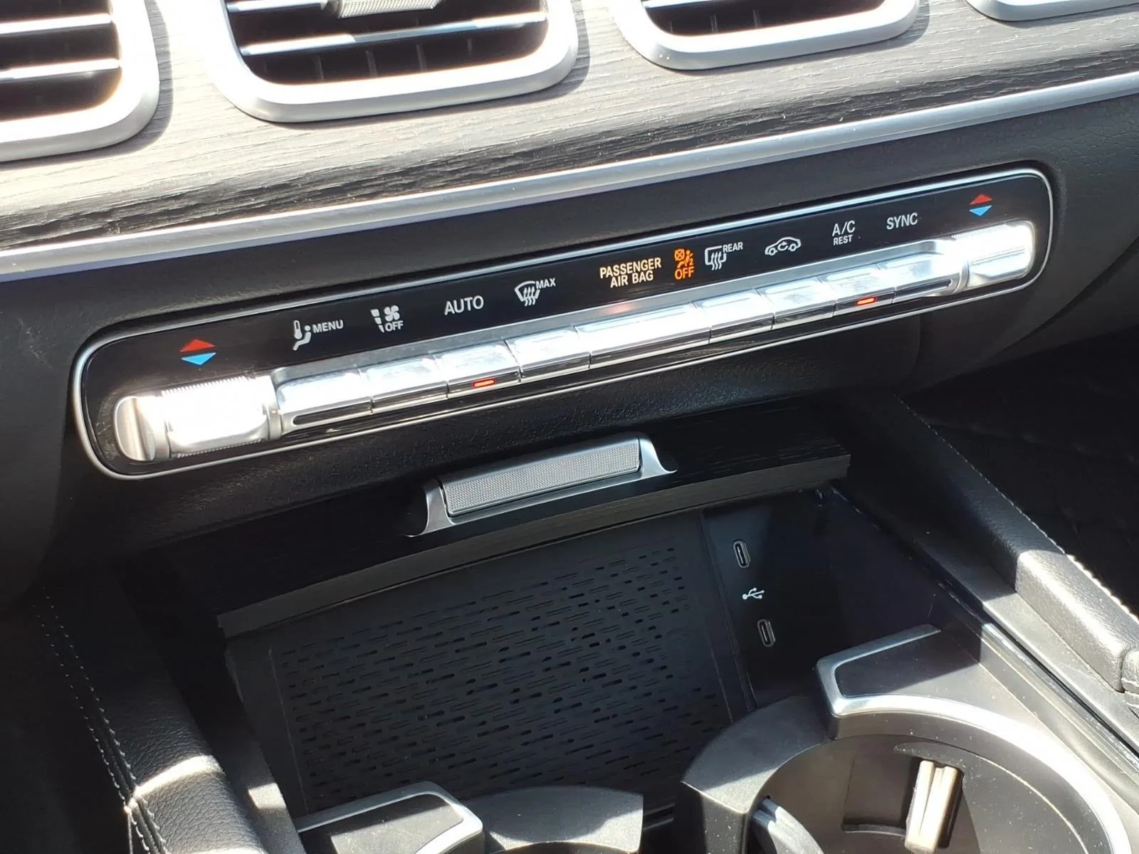 Certified Used 2025 Black Mercedes-Benz GLS 580 image 21