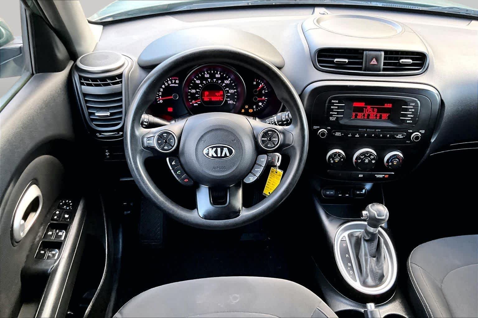 Pre-Owned 2014 Kia Soul Base