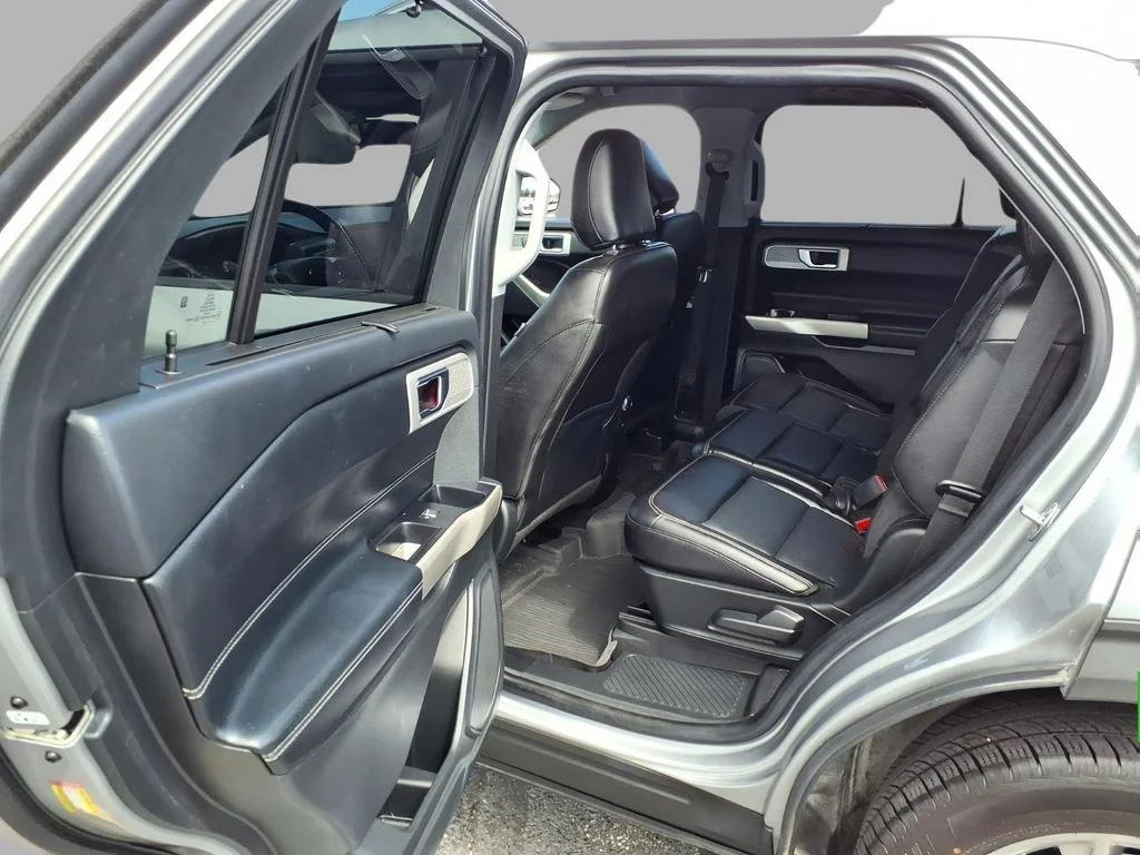 Certified Used 2022 Silver Ford Limited image 23