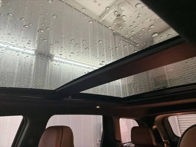 Used 2020 Diamond Black Crystal Pearlcoat Jeep Summit image 35