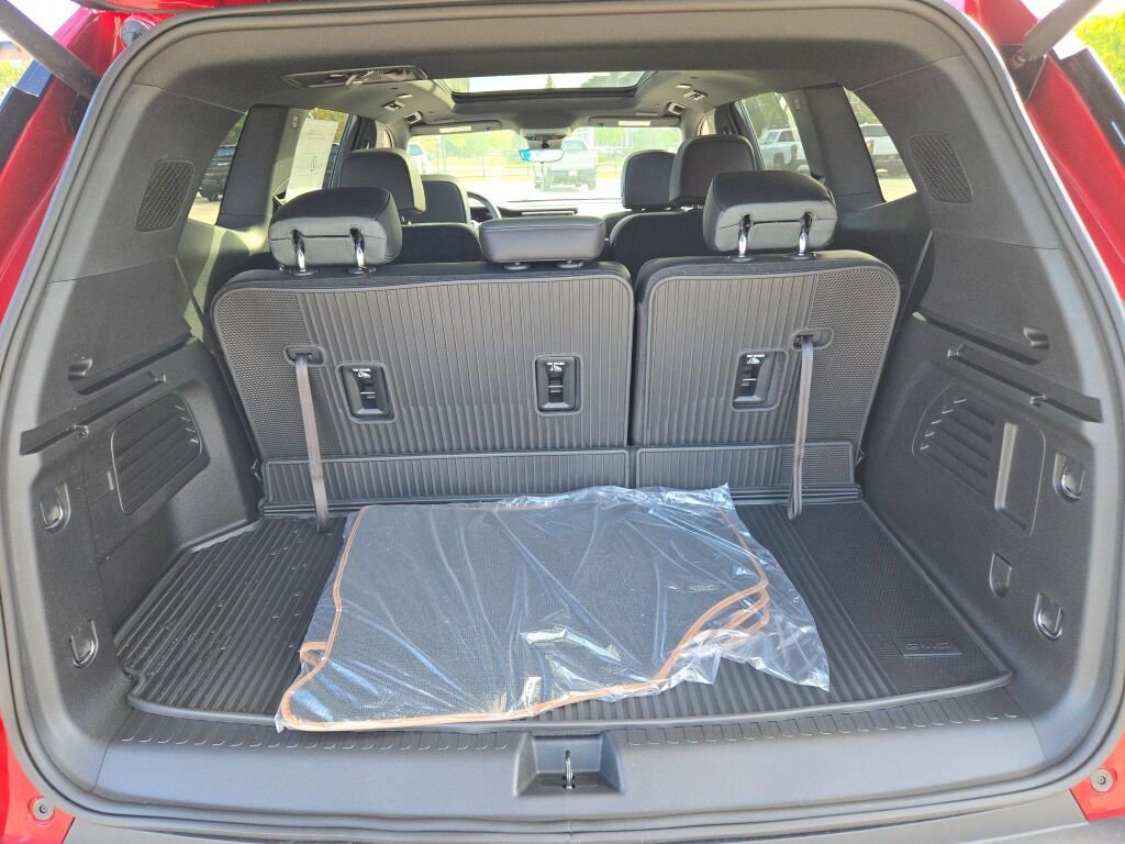 2026 GMC Acadia AT4 - Photo 20