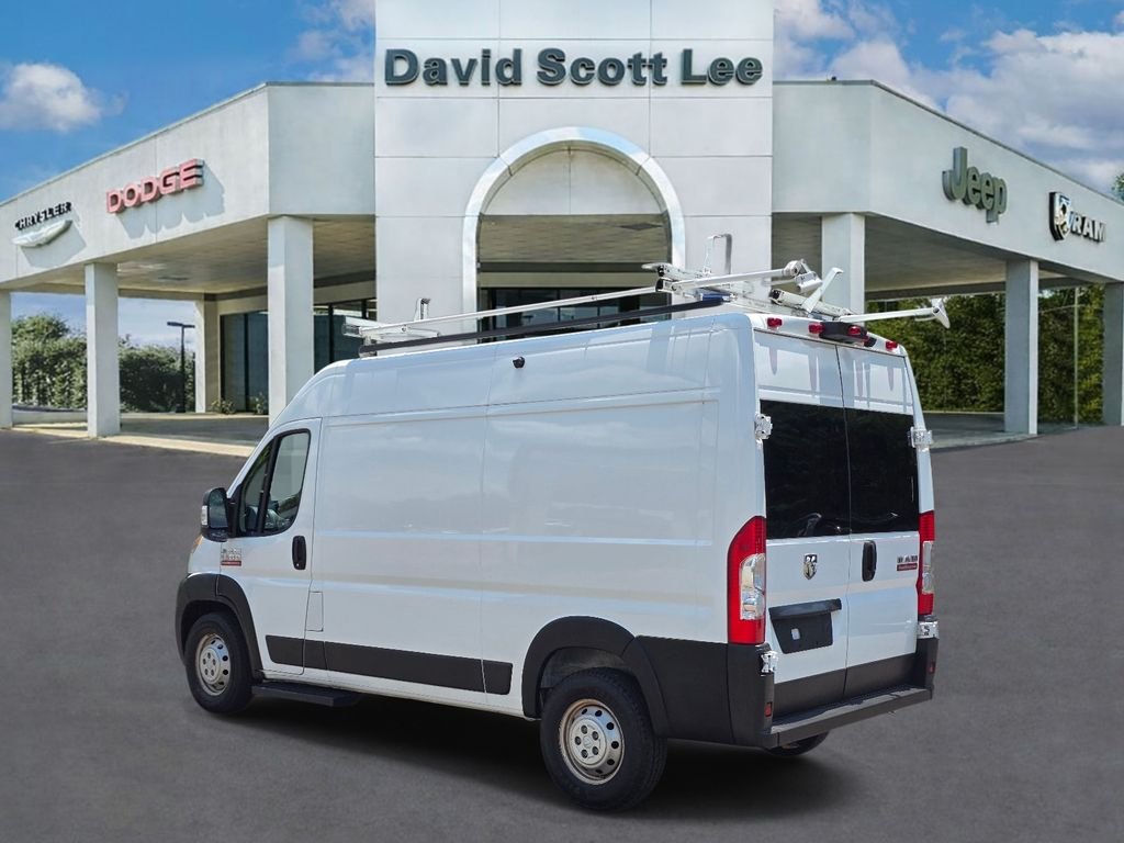 Used 2021 White Ram Base image 11
